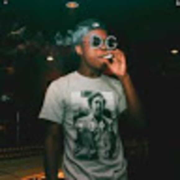 Meet your Posher, Kandyce - Picture 1 of 1